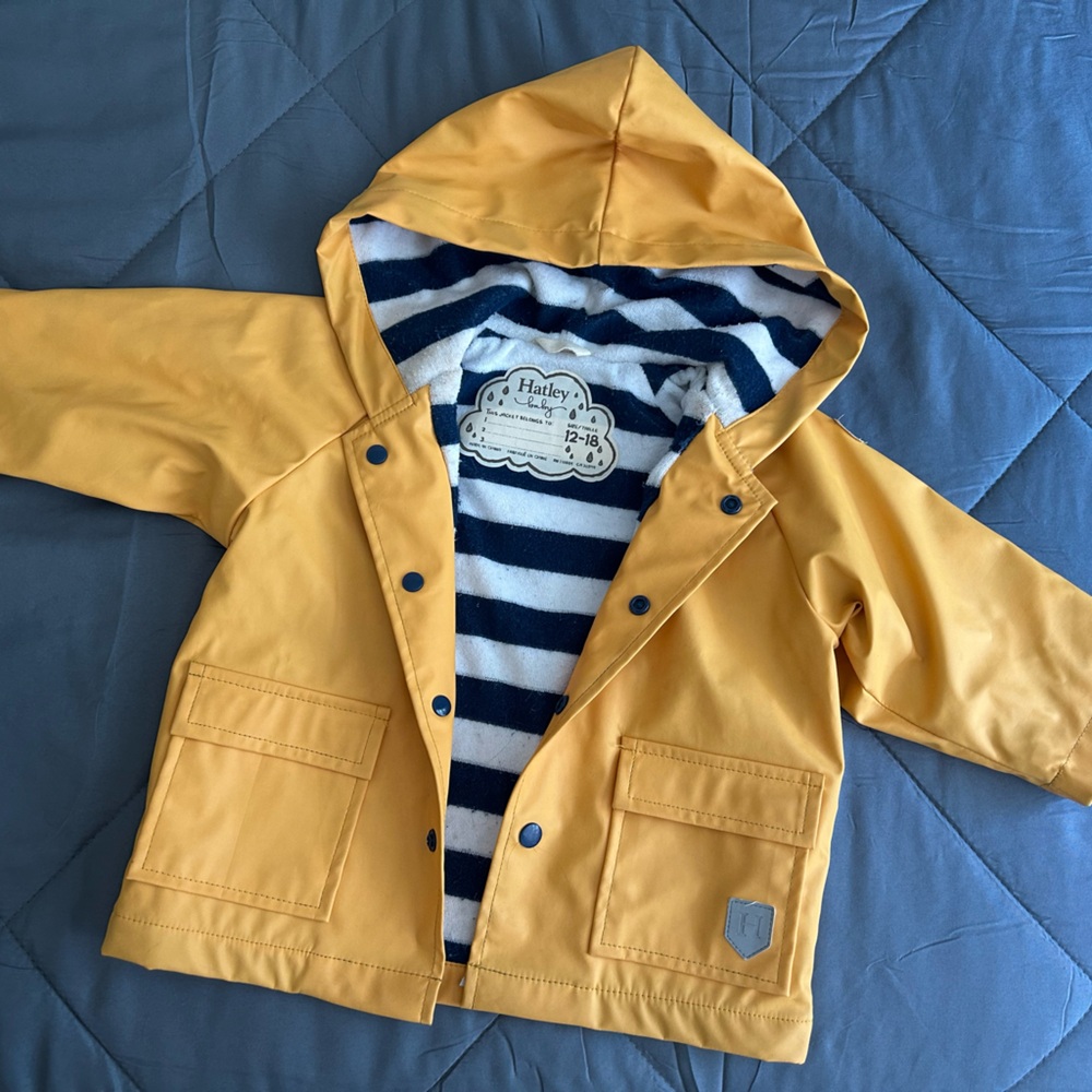 Hatley kids 12-18mo yellow rain jacket